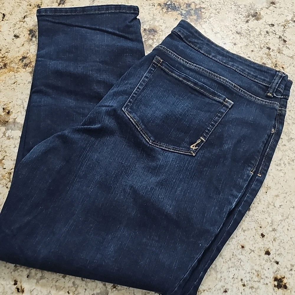 Style & Co - Curvy Boyfriend Jeans, Midrise - 16W - Good Condition Used - Picture 1 of 6